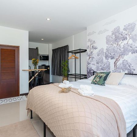 Karon Mitsu Guesthouse מראה חיצוני תמונה