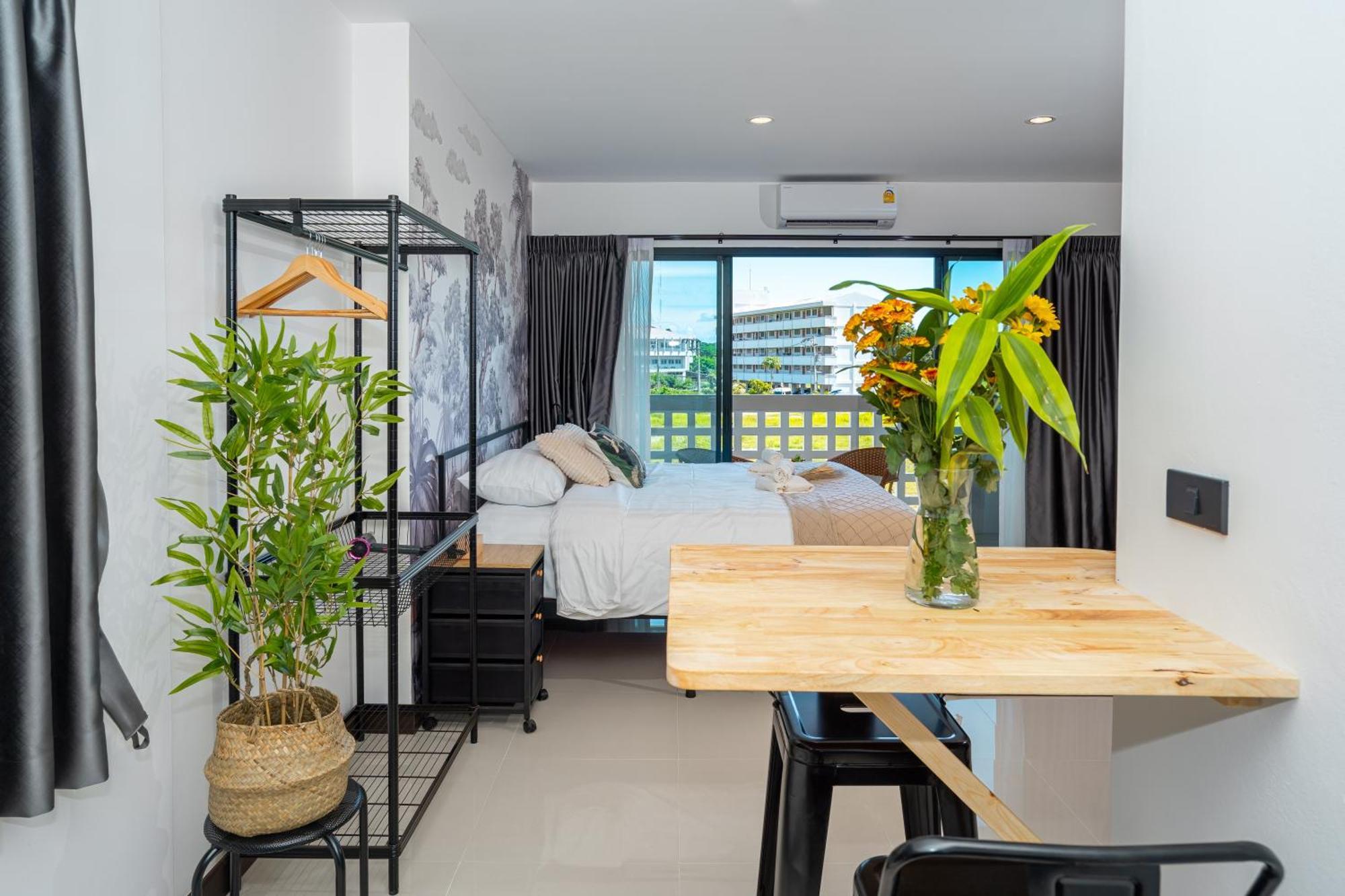 Karon Mitsu Guesthouse מראה חיצוני תמונה