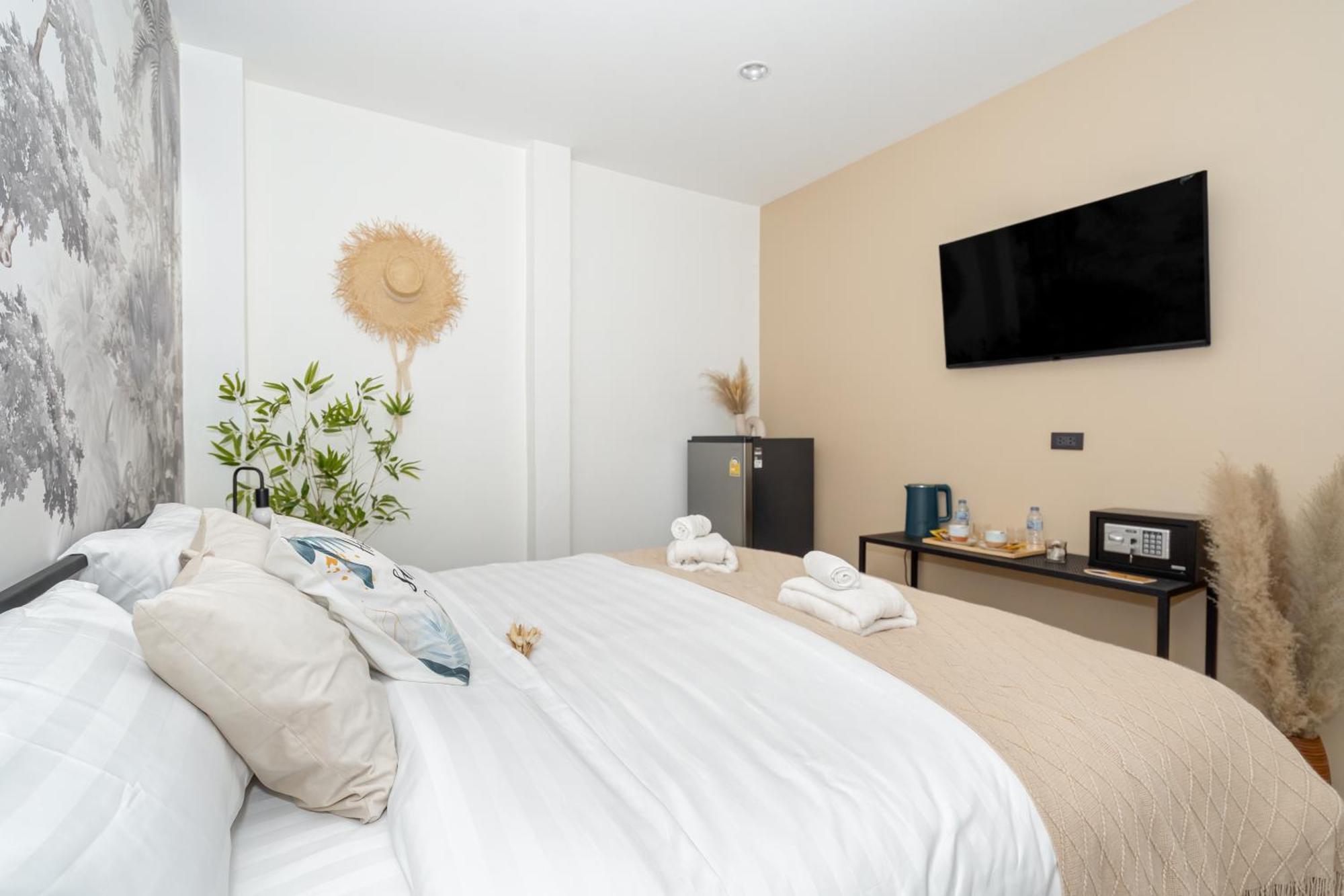 Karon Mitsu Guesthouse מראה חיצוני תמונה